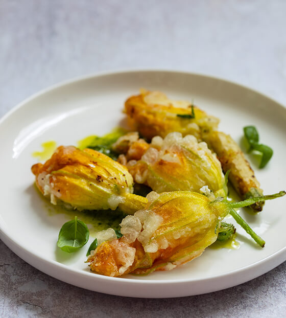 Des fleurs de courgettes farcies